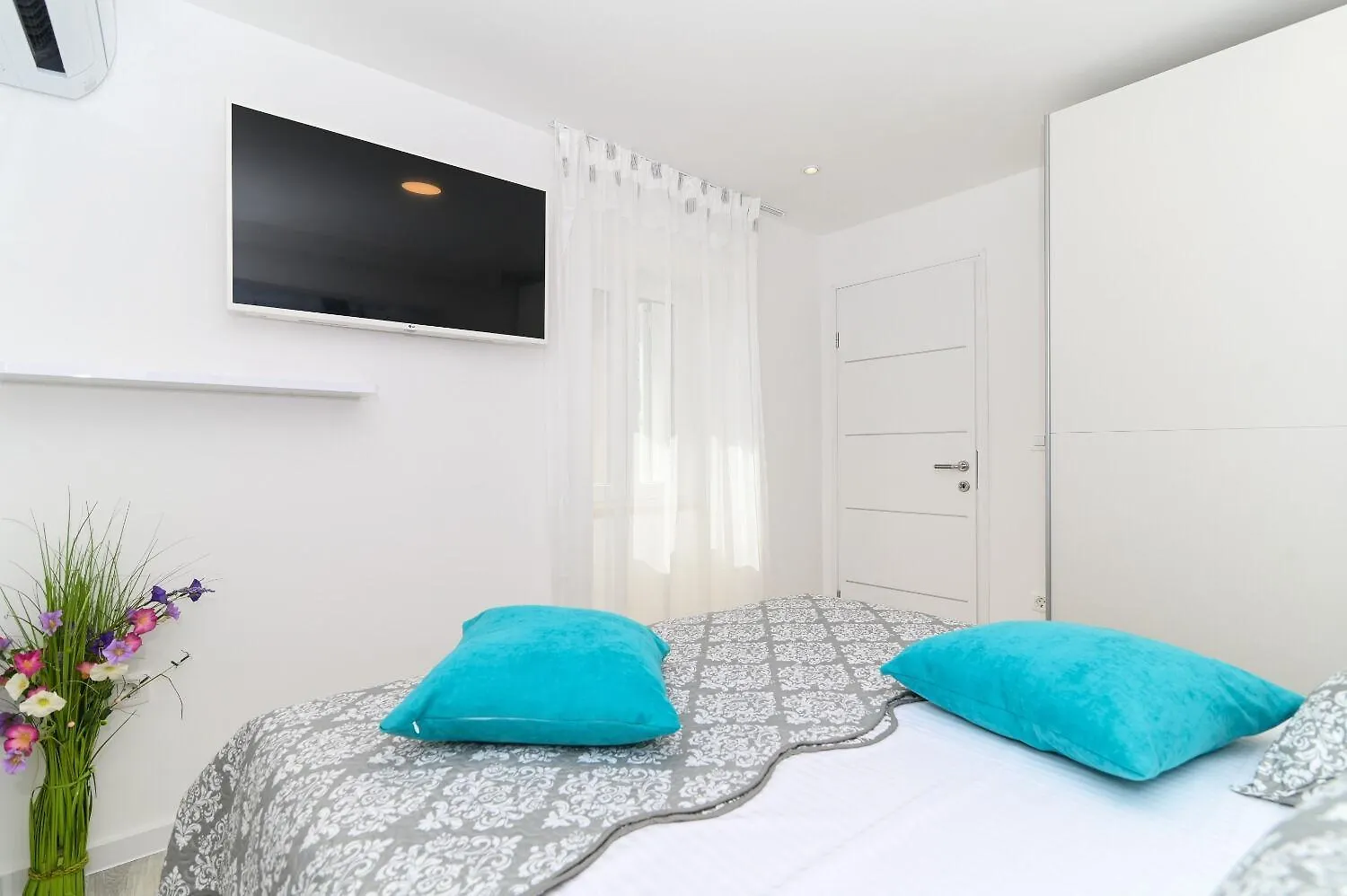 Apartments Sani - Modern Split