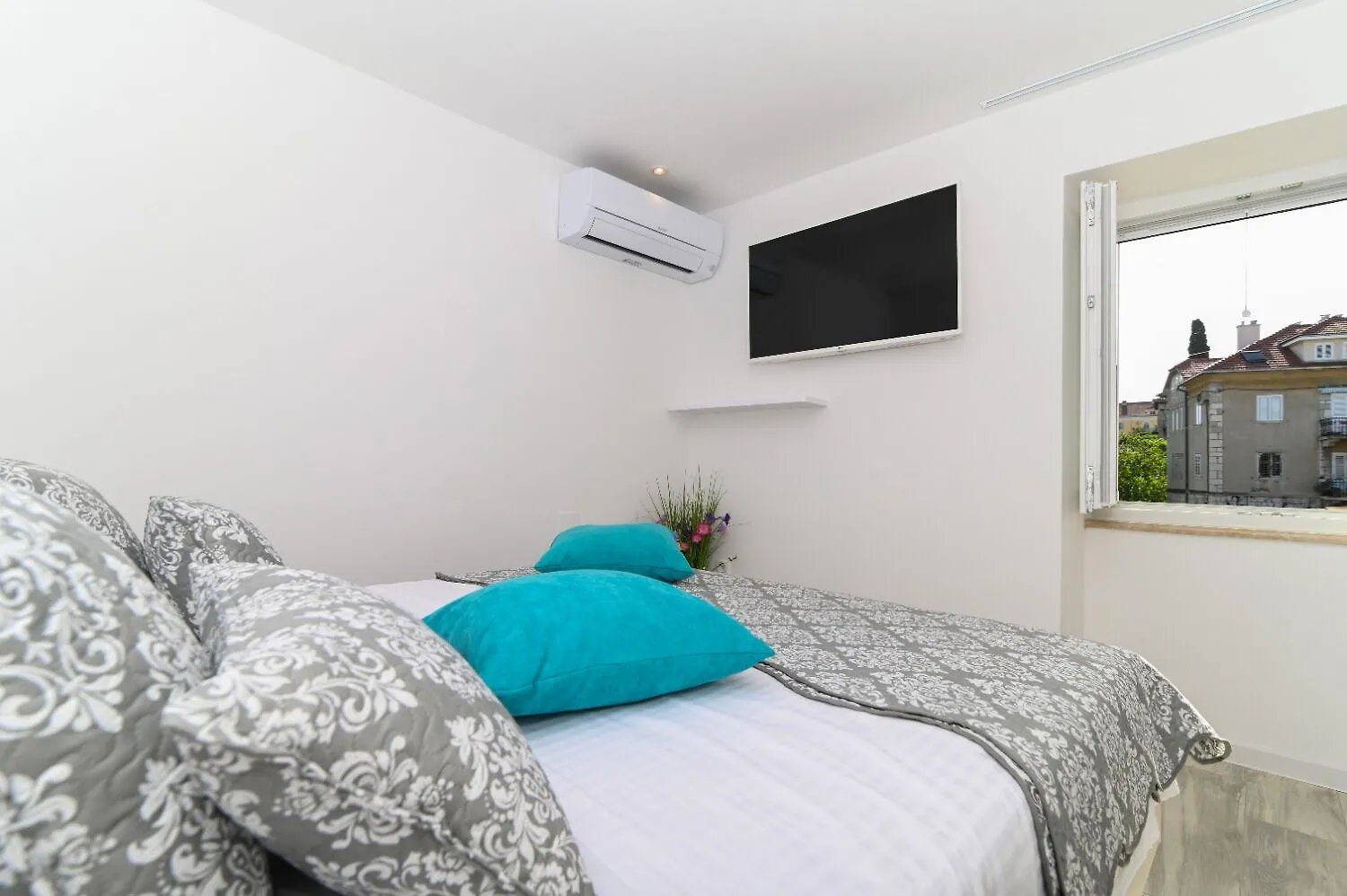 Apartments Sani - Modern Split 0*,  Croatia