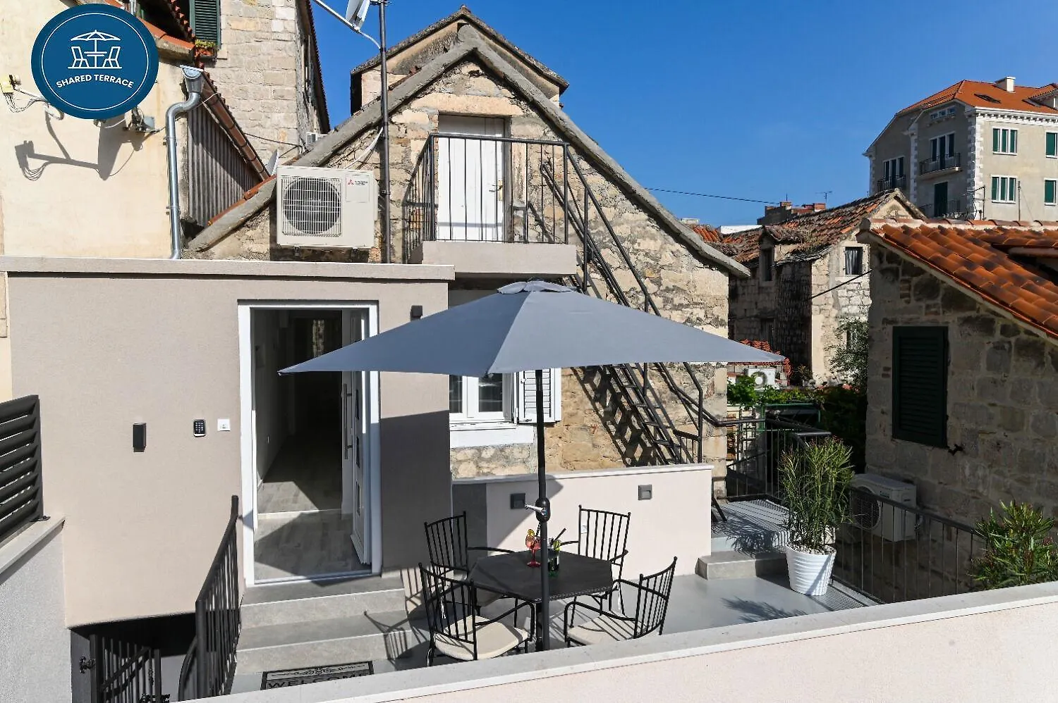 Apartments Sani - Modern Split